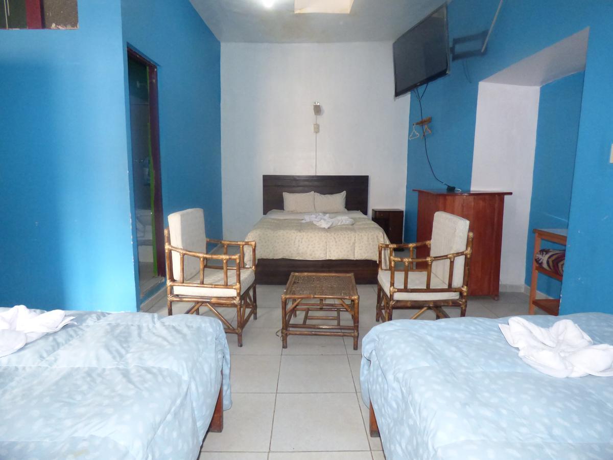 The Grassshopper Plaza De Armas Hostel กุสโก ภายนอก รูปภาพ