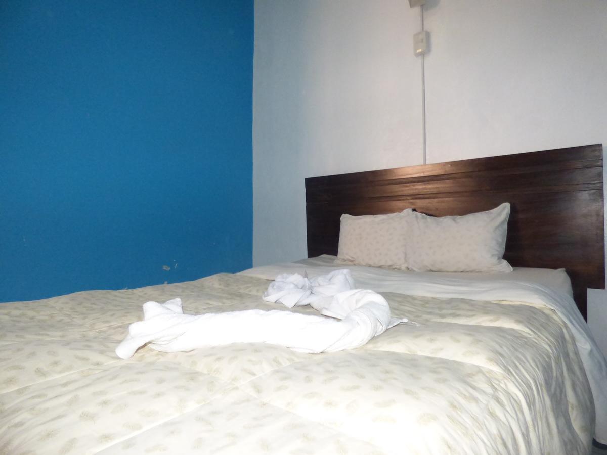 The Grassshopper Plaza De Armas Hostel กุสโก ภายนอก รูปภาพ